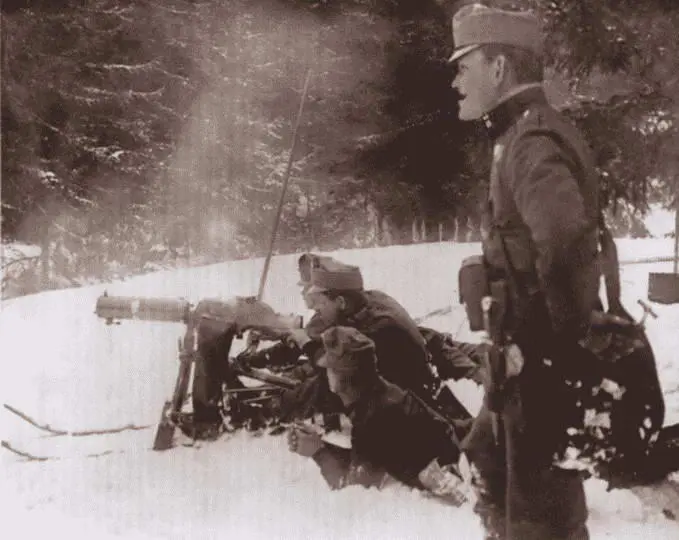Австрийские войска в Карпатах Русские артиллеристы вооруженные - фото 172