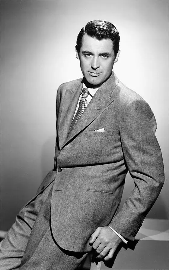 Кэри Грант примерно 1940е годы Обычно летом цвета одежды становятся светлее - фото 124