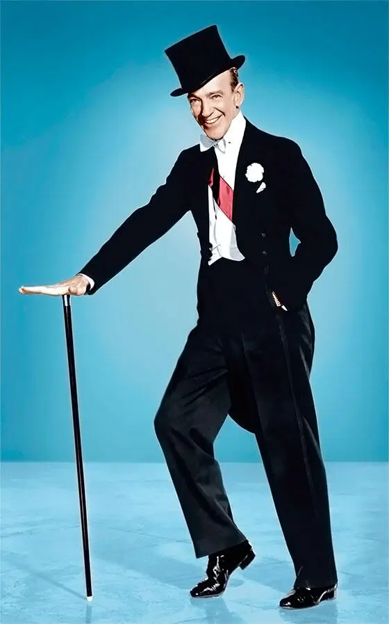 Фред Астер в цилиндре в фильме Шелковые чулки 1957 год Выступление Слэша - фото 184