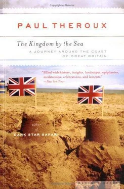 Paul Theroux The Kingdom by the Sea: A Journey Around the Coast of Great Britain обложка книги