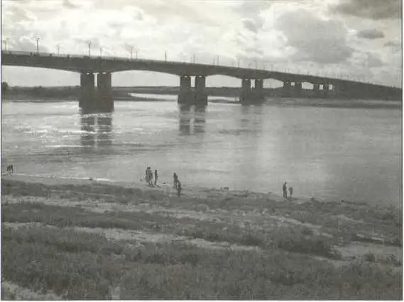 Мост через реку Сунгари Современный вид Таким образом этим мемуаристом был - фото 14