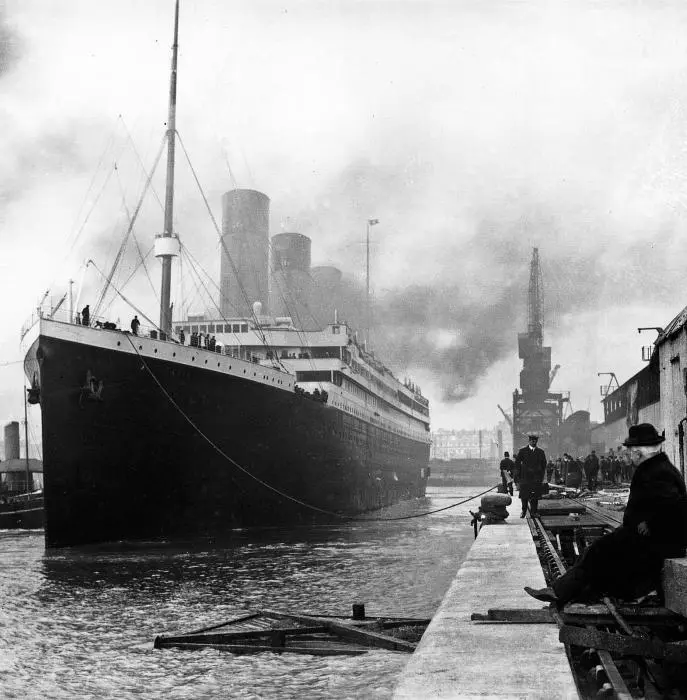 Титаник Однако ситуацию спасла сообразительность портового лоцмана - фото 16
