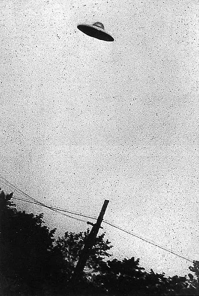 НЛО якобы наблюдавшийся в НьюДжерси в 1952 году доказанная подделка из - фото 33