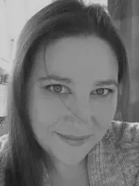 SHANA FESTA graduated from Edison State College with a degree in nursing With - фото 2