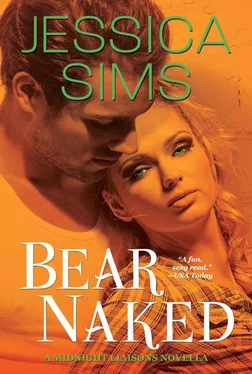 Jessica Sims Bear Naked обложка книги