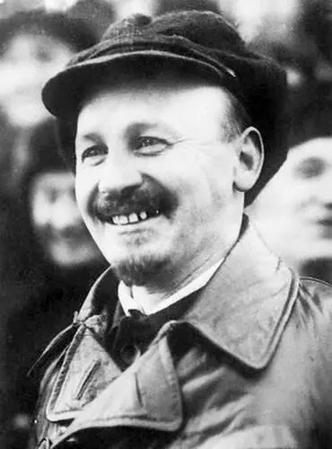 Николай Бухарин 1929 г На следующий день Сталин предложил новый закон - фото 17