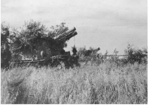 A battery of tracked vehicle howitzers 15 cm sIG 331 auf Fgst PzKpfw 38 t - фото 36