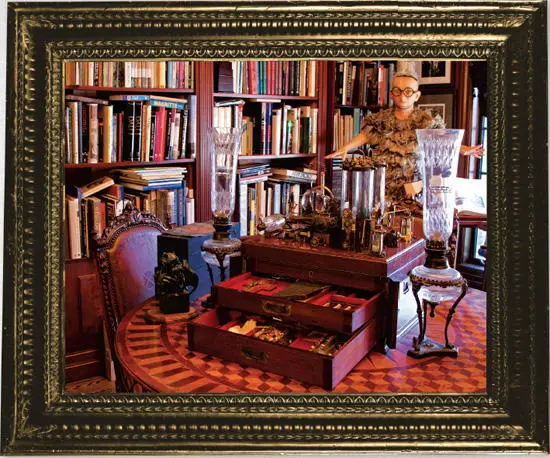 The Art Room is watched over by Thomas Kueblers sculpture of Johnny Eck from - фото 43