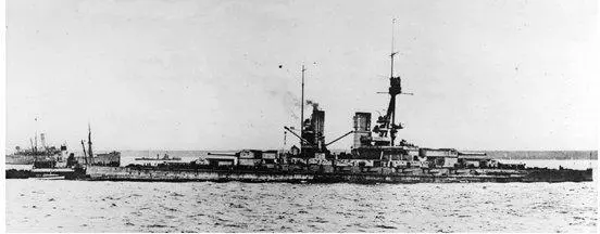 SMS Bayern in Tagga Bay after suffering damage from a mine The bows have sunk - фото 38
