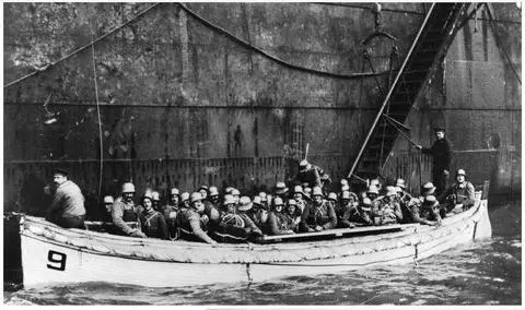 A closeup of the troops ready to go ashore German minesweeping motor - фото 43