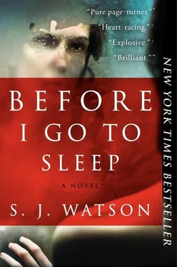 Steven Watson Before I Go to Sleep обложка книги