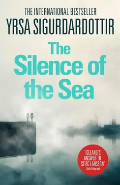 Yrsa Sigurðardóttir The Silence of the Sea обложка книги