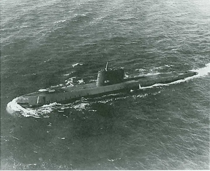 Первая атомная ударная подводная лодка США SS571 Nautilus Исследования по - фото 29