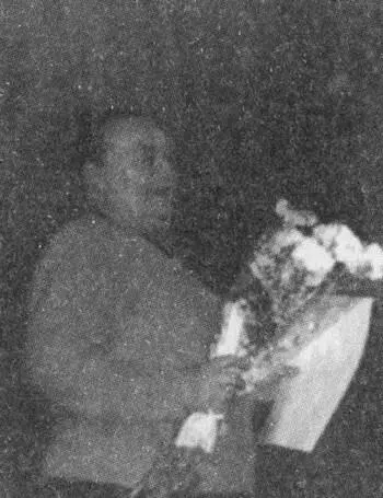 Надежда КараваеваПапанова актриса игравшая в моем спектакле - фото 65