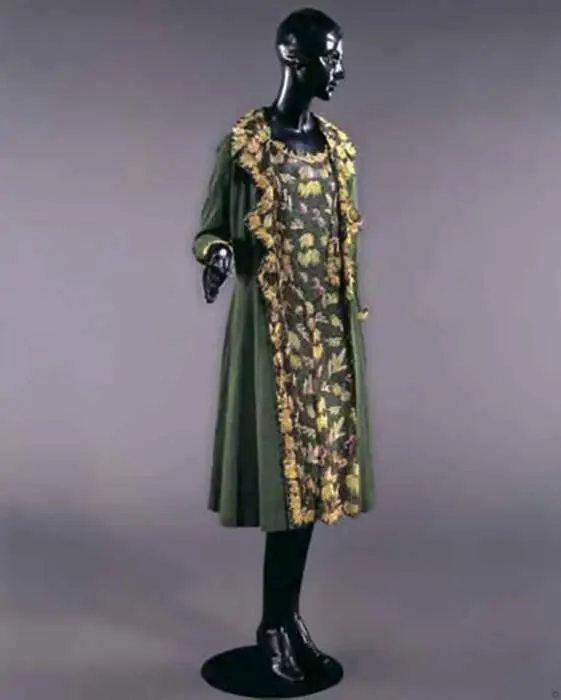 Вечернее платье от Коко Шанель 1936 Платье силуэта new look Кристиан Диор - фото 112