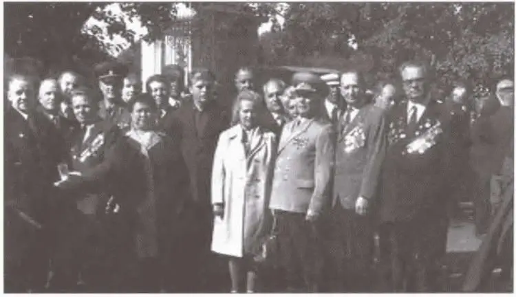 Однополчане 1й гвардейской мотострелковой бригады Москва 16 сентября 1978 г - фото 22
