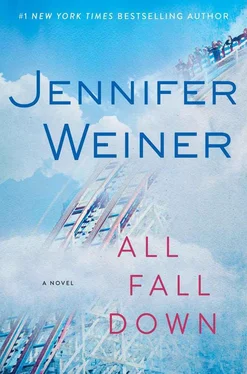 Jennifer Weiner All Fall Down: A Novel обложка книги