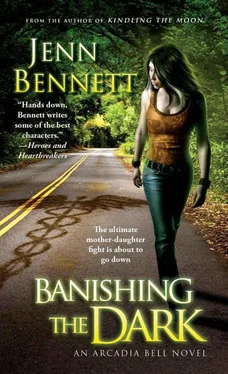 Jenn Bennett Banishing the Dark обложка книги