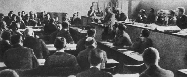 Выступление М М Литвинова на сессии Лиги Наций 1934 г СССР постарался - фото 90