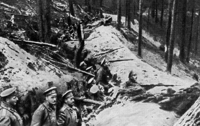 Брусиловский прорыв В окопах русской армии 1916 г А А Брусилов генерал - фото 6