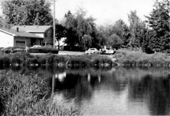 City parks with ponds and streams are found in most cities in the United - фото 48