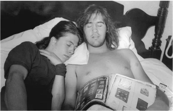 Grohl and Krist Novoselic take a break from Nirvanas tornado of insanity in - фото 77