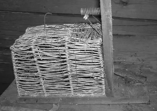 Рис 232 Крысоловка 228 Ловушка типа морда Из алюминиевой проволоки - фото 41