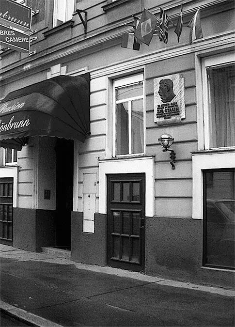 В 1913 году Сталин Гитлер Троцкий и Тито оказались в одном городе Вене - фото 58