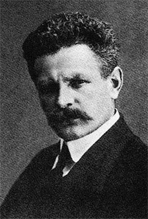 Роман Малиновский в прошлом грабитель и насильник ставший одним из главных - фото 60