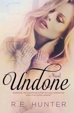 R. Hunter Undone обложка книги