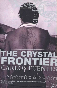 Carlos Fuentes The Crystal Frontier обложка книги