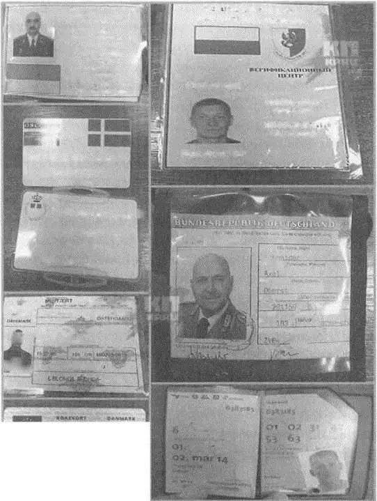 Документы задержанных в Славянске военных наблюдателей Фото А Коц Д Стешин - фото 15