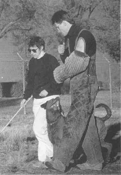 In protection it is not only the handler who trains the dogthe decoy plays a - фото 23