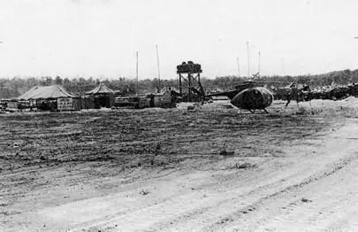 Outcasts OH6A at a 1st Division fire base These bases generally supported - фото 13
