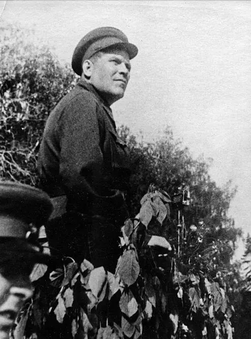 Павел Артемьевич Артемьев на учениях 1938 год Захар Трофимович Трофимов - фото 43