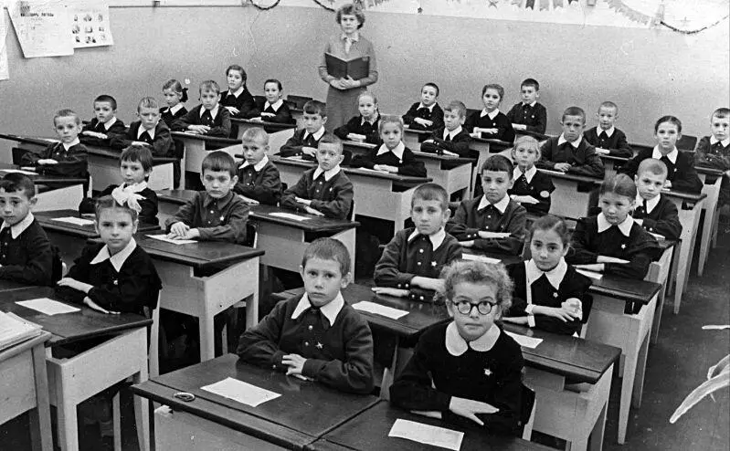 Мой второй класс С любимой учительницей Натальей Николаевной Овчинниковой Я - фото 67