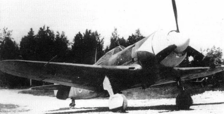 Официальная подпись Истребитель Ла7 одного из полков Прибалтийского фронта - фото 79