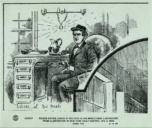 Мистер Эдисон обедает в своей мастерской на заработанные деньги - фото 54