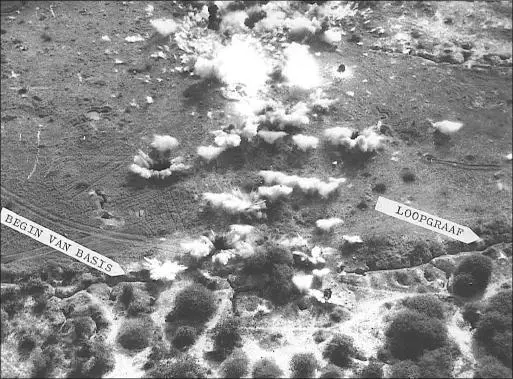 Another strike on Cahama this time by Canberras Armed Impala Mk II aircraft - фото 70