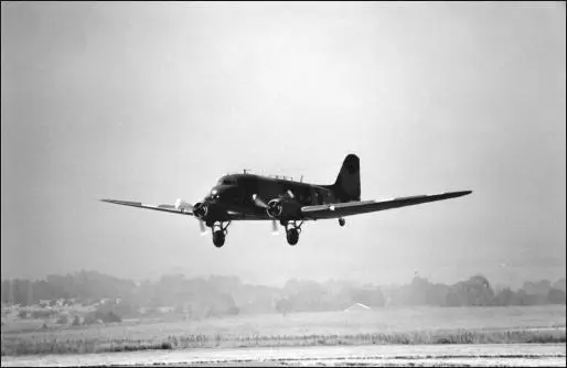 The venerable grand dame of the SAAF a Dakota coming in to land What was also - фото 81