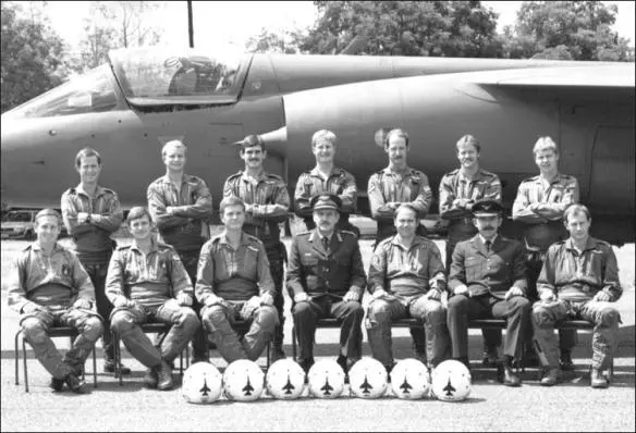 3 Squadron pilots pose formally with their Honorary Colonel Standing from - фото 93