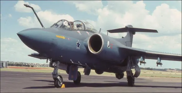 Buccaneer S Mk 50 24 Squadron Waterkloof gloss Dark Sea Grey and PRU Blue - фото 119