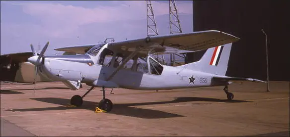 Aermacchi AM3C Bosbok serial 595 painted in overall Light Grey later - фото 120