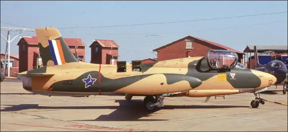Aermacchi MB326 Impala Mk II serial 1012 in an interesting scheme of Deep - фото 128