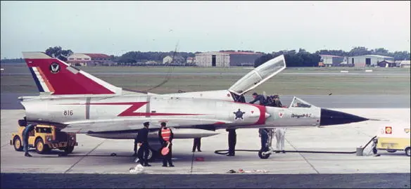 Mirage IIIBZ 2 Squadron serial 816 possibly from the late 1960s in the - фото 132