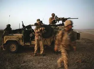 46 Chinook helicopters land in the wadi above to recover wounded and - фото 121