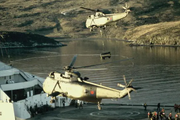 On the day of the San Carlos landings Simon Thornewill and his seven day Sea - фото 49