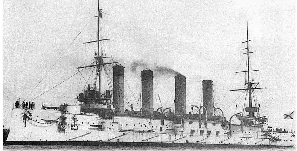 Броненосный крейсер Баян в первый период войны 1904 г два фото вверху - фото 54