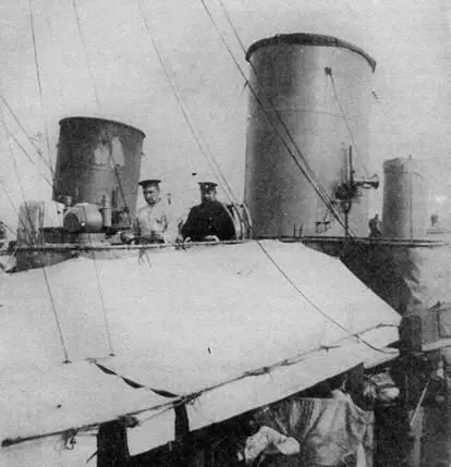 Циндао 1904 г Командир миноносца Беспощадный лейтенант Д Михайлов 2й на - фото 41