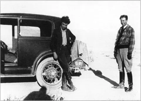 J Robert Oppenheimer left and Ernest Lawrence Oppenheimer hit it off at once - фото 21